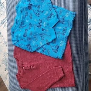 Lot of 2 Boys' Long Sleeve Thermal Tops